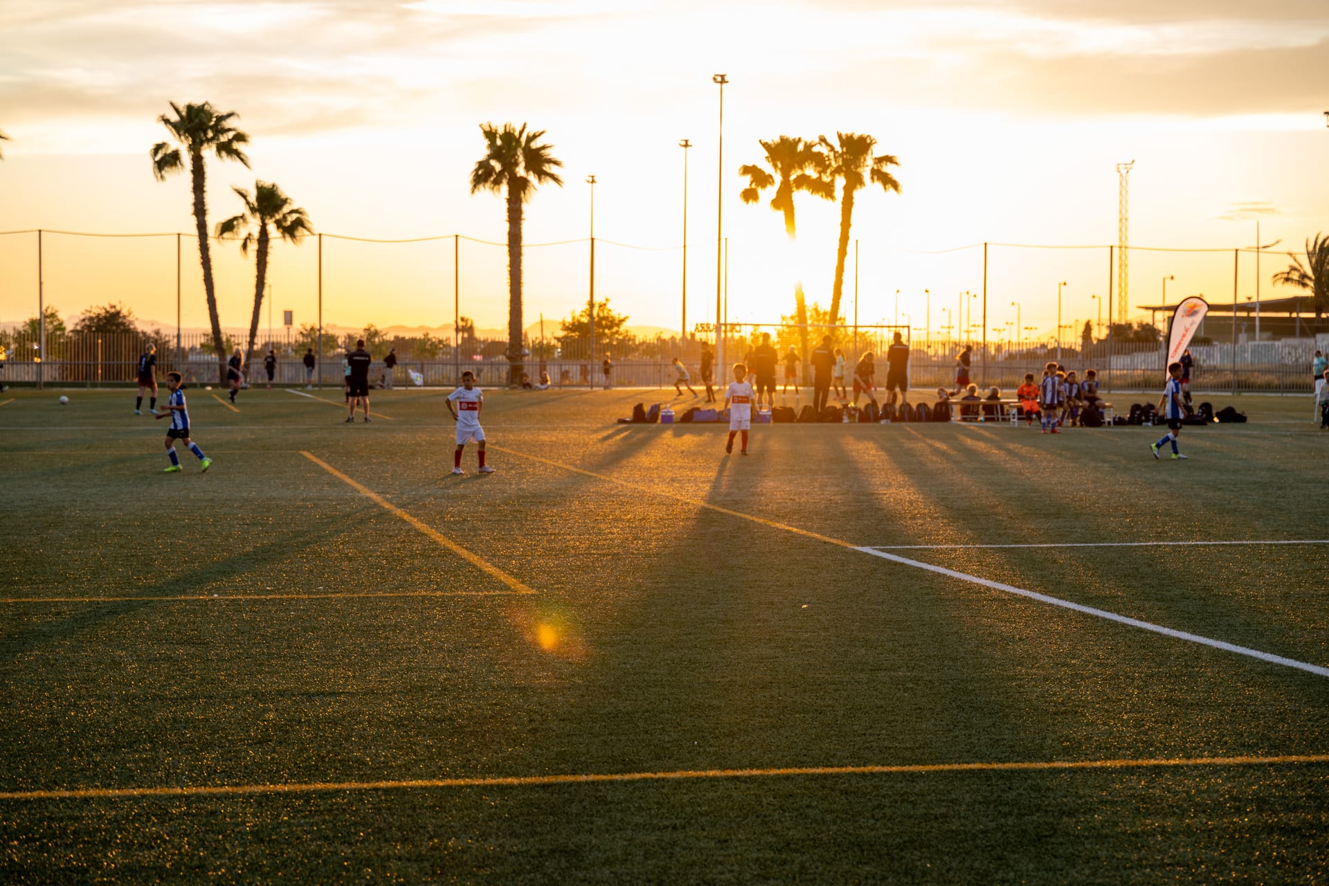 Fase de Grupos & Eliminatorias · Ciudad Deportiva